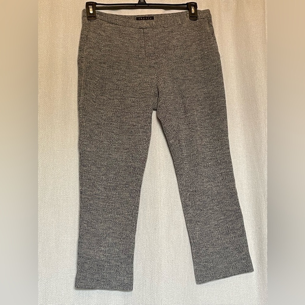 Theory navy and white pants